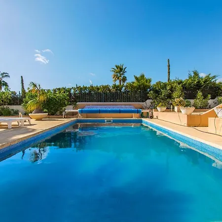 Villa Midas *