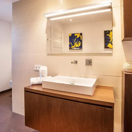 Midas Villa *
